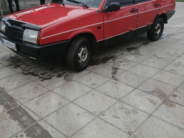 Красный ВАЗ 21099, объемом двигателя 1.5 л и пробегом 250 тыс. км за 650 $, фото 2 на Automoto.ua