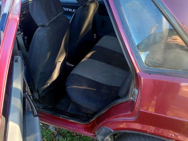 Червоний ВАЗ 21099, об'ємом двигуна 1.5 л та пробігом 223 тис. км за 1250 $, фото 6 на Automoto.ua