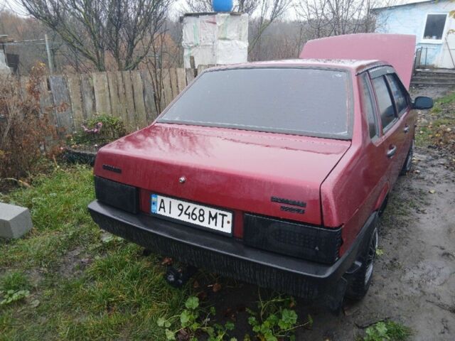 Красный ВАЗ 21099, объемом двигателя 1.5 л и пробегом 51 тыс. км за 1488 $, фото 5 на Automoto.ua