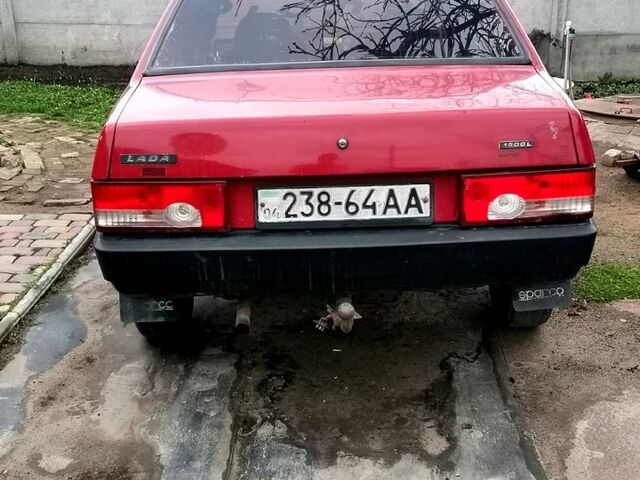 Красный ВАЗ 21099, объемом двигателя 1.5 л и пробегом 0 тыс. км за 1100 $, фото 3 на Automoto.ua
