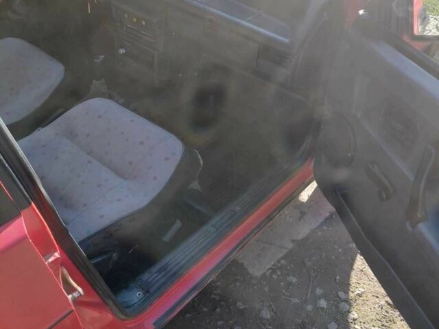 Красный ВАЗ 21099, объемом двигателя 1.5 л и пробегом 250 тыс. км за 1000 $, фото 4 на Automoto.ua