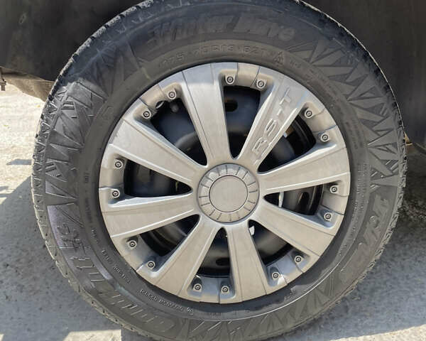 Красный ВАЗ 21099, объемом двигателя 1.5 л и пробегом 377 тыс. км за 1350 $, фото 2 на Automoto.ua