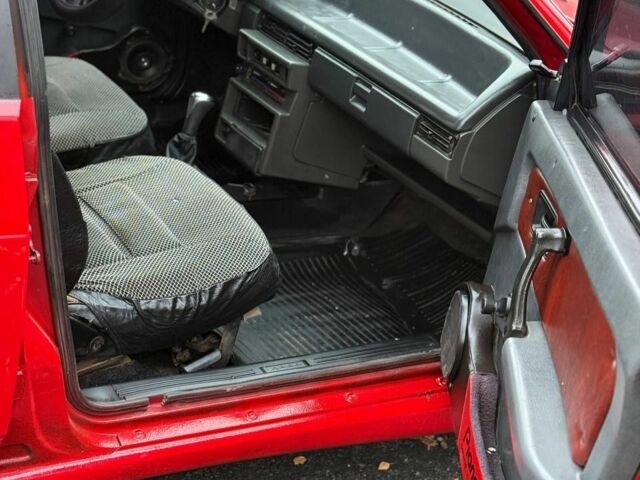 Красный ВАЗ 21099, объемом двигателя 1.5 л и пробегом 158 тыс. км за 1200 $, фото 5 на Automoto.ua