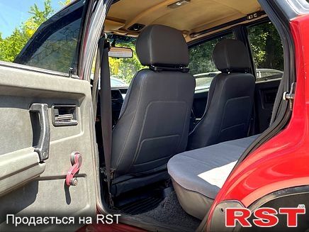 Червоний ВАЗ 21099, об'ємом двигуна 1.5 л та пробігом 377 тис. км за 1500 $, фото 1 на Automoto.ua
