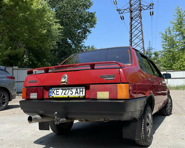 Красный ВАЗ 21099, объемом двигателя 1.5 л и пробегом 377 тыс. км за 1350 $, фото 4 на Automoto.ua