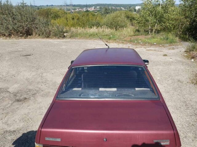 Красный ВАЗ 21099, объемом двигателя 0 л и пробегом 100 тыс. км за 1000 $, фото 3 на Automoto.ua