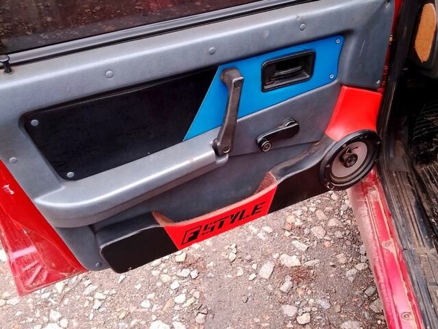 Червоний ВАЗ 21099, об'ємом двигуна 1.5 л та пробігом 0 тис. км за 1600 $, фото 5 на Automoto.ua