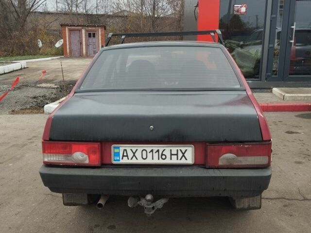 Красный ВАЗ 21099, объемом двигателя 1.5 л и пробегом 436 тыс. км за 1120 $, фото 1 на Automoto.ua