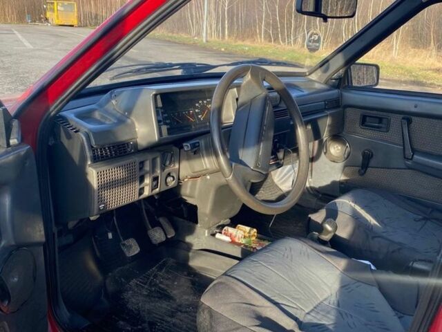ВАЗ 21099 1996 у Києві на Automoto.ua Червоний ВАЗ 21099, об'ємом двигуна 1.3 л та пробігом 246 тис. км за 700 $, фото 5 на Automoto.ua