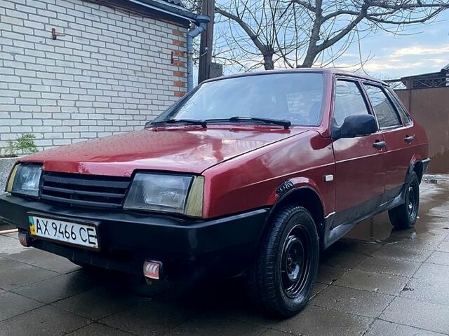 Красный ВАЗ 21099, объемом двигателя 1.5 л и пробегом 231 тыс. км за 850 $, фото 1 на Automoto.ua