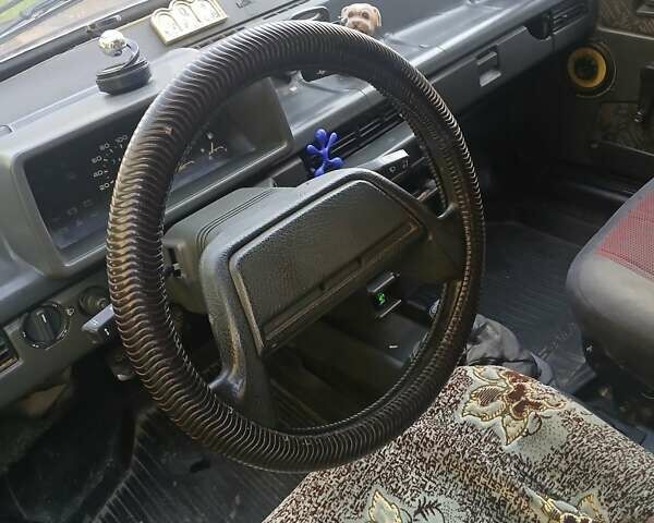 Красный ВАЗ 21099, объемом двигателя 1.6 л и пробегом 300 тыс. км за 750 $, фото 7 на Automoto.ua