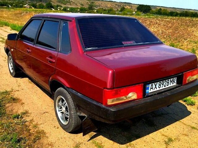 Красный ВАЗ 21099, объемом двигателя 1.5 л и пробегом 250 тыс. км за 1250 $, фото 8 на Automoto.ua