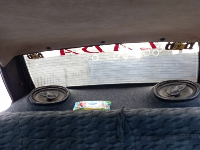 Красный ВАЗ 21099, объемом двигателя 0 л и пробегом 1000 тыс. км за 898 $, фото 5 на Automoto.ua