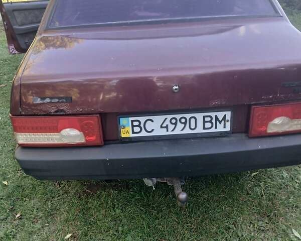 Красный ВАЗ 21099, объемом двигателя 1.6 л и пробегом 300 тыс. км за 750 $, фото 3 на Automoto.ua