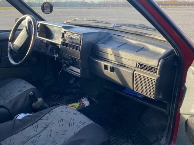 ВАЗ 21099 1996 у Києві на Automoto.ua Червоний ВАЗ 21099, об'ємом двигуна 1.3 л та пробігом 246 тис. км за 700 $, фото 8 на Automoto.ua