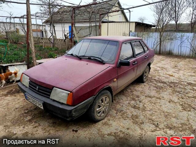 Красный ВАЗ 21099, объемом двигателя 1.5 л и пробегом 0 тыс. км за 1000 $, фото 3 на Automoto.ua