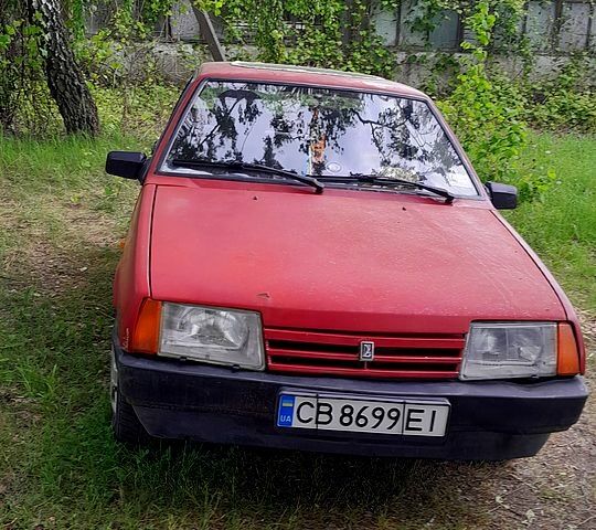 Красный ВАЗ 21099, объемом двигателя 1.5 л и пробегом 0 тыс. км за 900 $, фото 3 на Automoto.ua