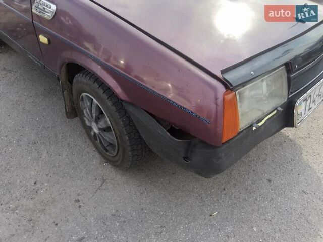 Красный ВАЗ 21099, объемом двигателя 1.5 л и пробегом 200 тыс. км за 750 $, фото 4 на Automoto.ua