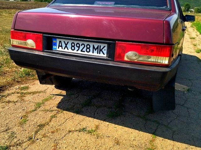 Красный ВАЗ 21099, объемом двигателя 1.5 л и пробегом 250 тыс. км за 1250 $, фото 7 на Automoto.ua