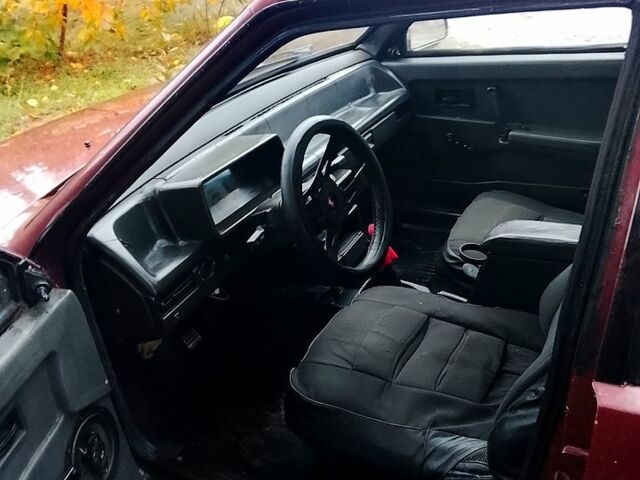 Червоний ВАЗ 21099, об'ємом двигуна 1.5 л та пробігом 78 тис. км за 900 $, фото 4 на Automoto.ua