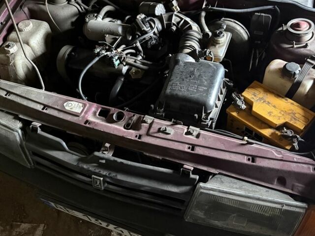 Красный ВАЗ 21099, объемом двигателя 1.5 л и пробегом 300 тыс. км за 952 $, фото 7 на Automoto.ua