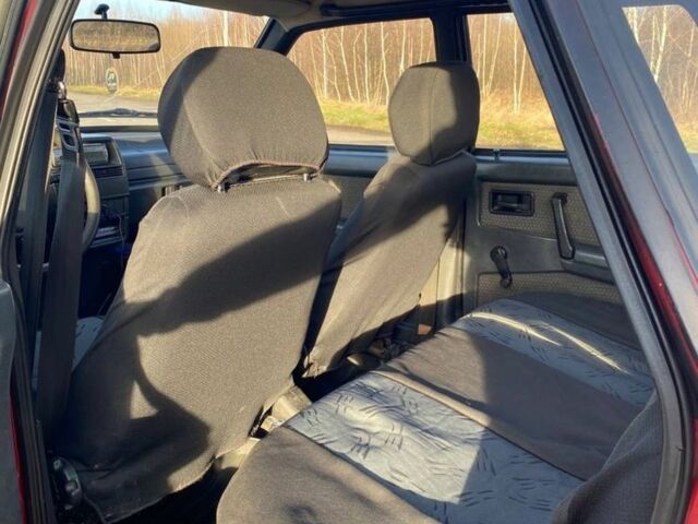 ВАЗ 21099 1996 у Києві на Automoto.ua Червоний ВАЗ 21099, об'ємом двигуна 1.3 л та пробігом 246 тис. км за 700 $, фото 6 на Automoto.ua