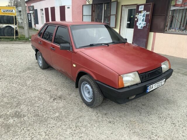 Красный ВАЗ 21099, объемом двигателя 1.5 л и пробегом 240 тыс. км за 1200 $, фото 2 на Automoto.ua