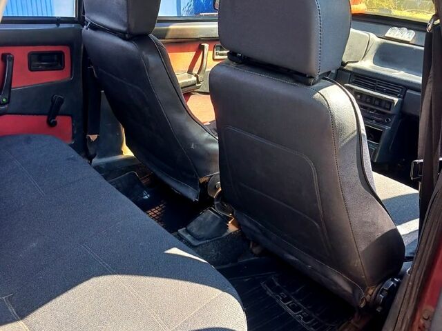 Красный ВАЗ 21099, объемом двигателя 1.5 л и пробегом 0 тыс. км за 450 $, фото 2 на Automoto.ua