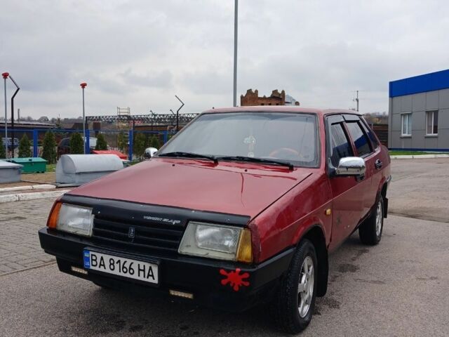 Червоний ВАЗ 21099, об'ємом двигуна 1.5 л та пробігом 280 тис. км за 1100 $, фото 3 на Automoto.ua