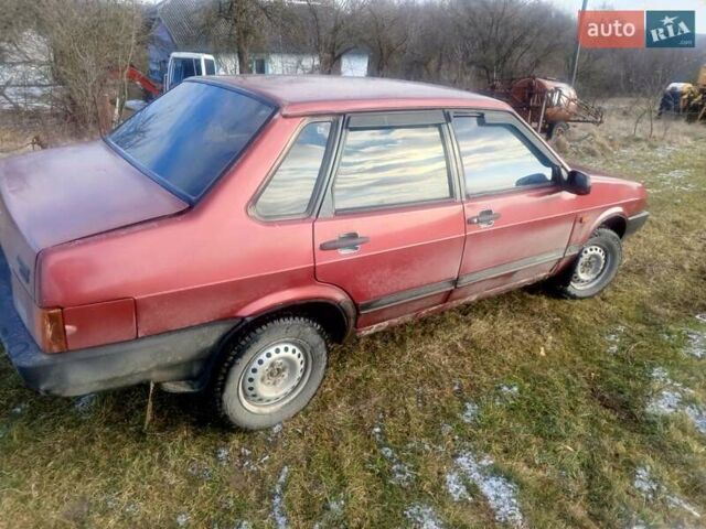 Красный ВАЗ 21099, объемом двигателя 1.6 л и пробегом 329 тыс. км за 1250 $, фото 1 на Automoto.ua