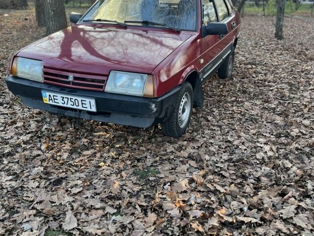 Красный ВАЗ 21099, объемом двигателя 1.5 л и пробегом 94 тыс. км за 1100 $, фото 2 на Automoto.ua