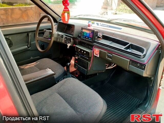 Красный ВАЗ 21099, объемом двигателя 1.5 л и пробегом 72 тыс. км за 1499 $, фото 11 на Automoto.ua