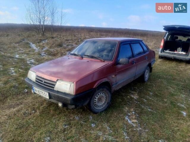 Красный ВАЗ 21099, объемом двигателя 1.6 л и пробегом 329 тыс. км за 1250 $, фото 3 на Automoto.ua