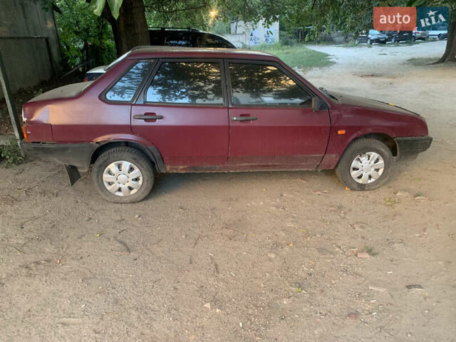 Красный ВАЗ 21099, объемом двигателя 1.5 л и пробегом 312 тыс. км за 1100 $, фото 11 на Automoto.ua