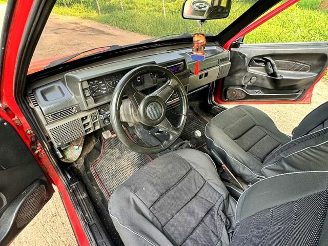 Красный ВАЗ 21099, объемом двигателя 1.5 л и пробегом 77 тыс. км за 1500 $, фото 3 на Automoto.ua
