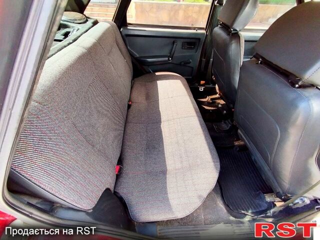 Красный ВАЗ 21099, объемом двигателя 1.5 л и пробегом 72 тыс. км за 1499 $, фото 9 на Automoto.ua