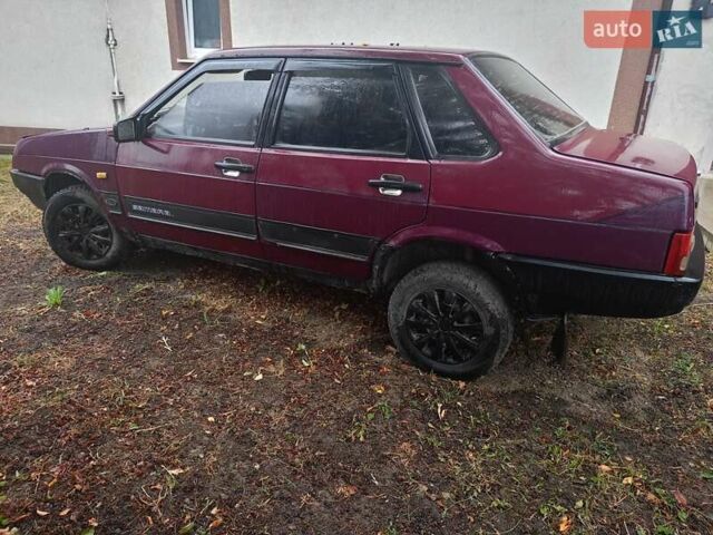 Красный ВАЗ 21099, объемом двигателя 1.5 л и пробегом 80 тыс. км за 1200 $, фото 1 на Automoto.ua