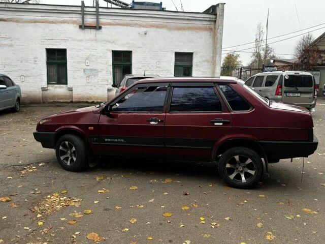 Красный ВАЗ 21099, объемом двигателя 1 л и пробегом 9 тыс. км за 1250 $, фото 2 на Automoto.ua