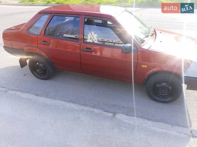 Червоний ВАЗ 21099, об'ємом двигуна 1.5 л та пробігом 230 тис. км за 1300 $, фото 1 на Automoto.ua