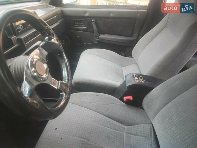 Красный ВАЗ 21099, объемом двигателя 1.6 л и пробегом 132 тыс. км за 920 $, фото 5 на Automoto.ua