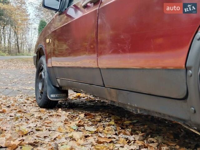Красный ВАЗ 21099, объемом двигателя 1.5 л и пробегом 55 тыс. км за 999 $, фото 2 на Automoto.ua