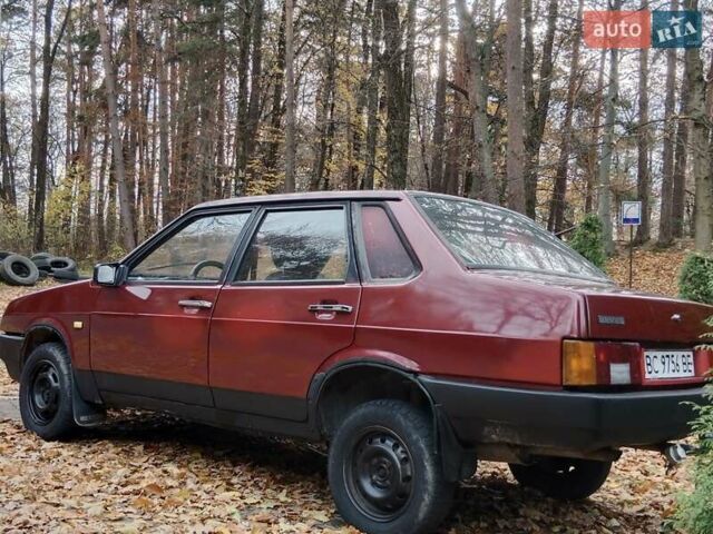 Красный ВАЗ 21099, объемом двигателя 1.46 л и пробегом 55 тыс. км за 900 $, фото 3 на Automoto.ua