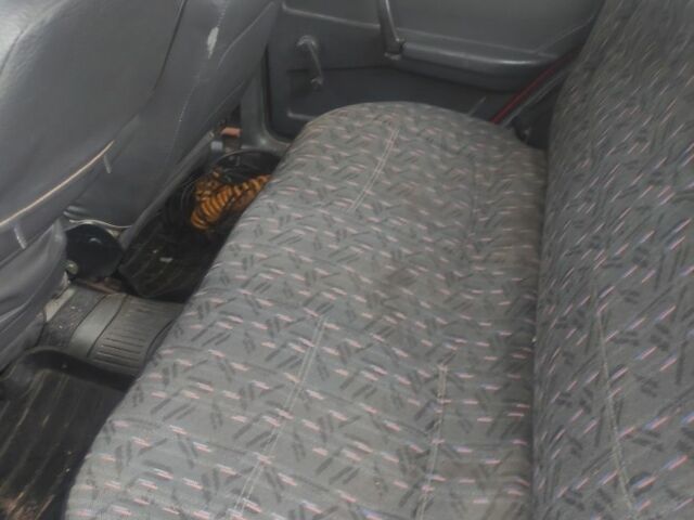 Красный ВАЗ 21099, объемом двигателя 1.5 л и пробегом 275 тыс. км за 632 $, фото 4 на Automoto.ua