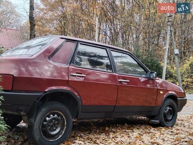 Красный ВАЗ 21099, объемом двигателя 1.46 л и пробегом 54 тыс. км за 900 $, фото 5 на Automoto.ua