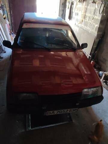 Красный ВАЗ 21099, объемом двигателя 1.5 л и пробегом 70 тыс. км за 1250 $, фото 1 на Automoto.ua