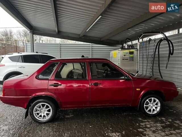 Червоний ВАЗ 21099, об'ємом двигуна 1.6 л та пробігом 157 тис. км за 1350 $, фото 3 на Automoto.ua
