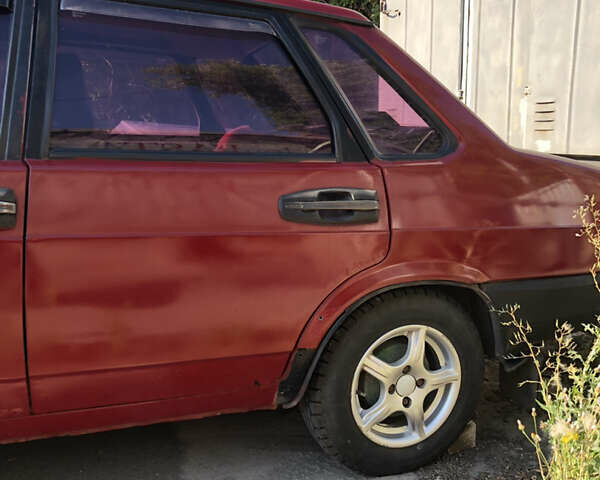Червоний ВАЗ 21099, об'ємом двигуна 1.5 л та пробігом 135 тис. км за 1250 $, фото 5 на Automoto.ua