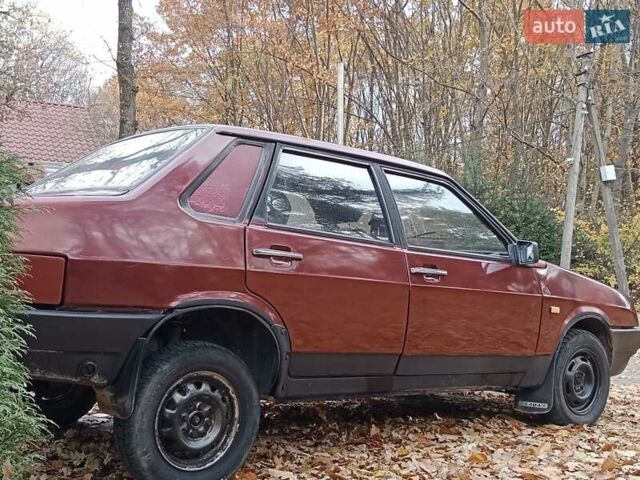 Красный ВАЗ 21099, объемом двигателя 1.46 л и пробегом 55 тыс. км за 950 $, фото 6 на Automoto.ua