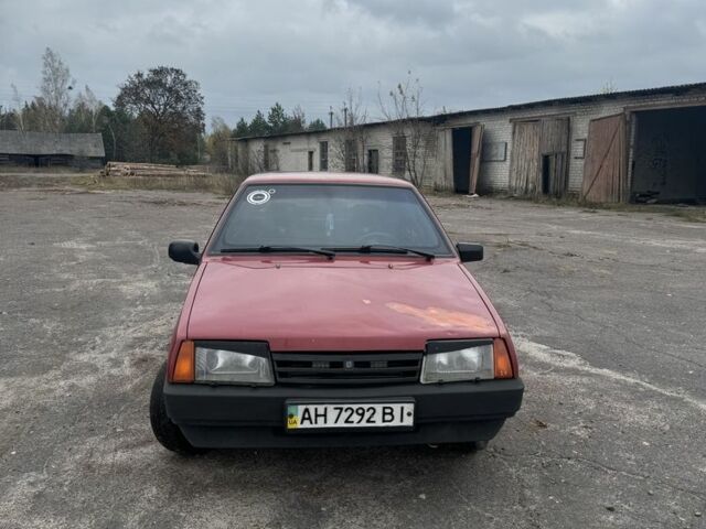 Красный ВАЗ 21099, объемом двигателя 1.5 л и пробегом 3 тыс. км за 737 $, фото 1 на Automoto.ua
