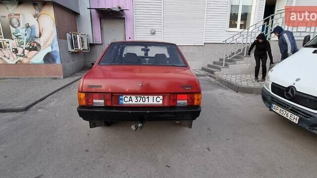 Красный ВАЗ 21099, объемом двигателя 1.5 л и пробегом 168 тыс. км за 1500 $, фото 2 на Automoto.ua